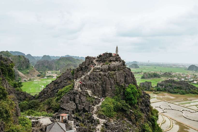 From Hanoi: Full-Day Ninh Binh Highlights Small Group Tour - The Tam Coc sampan ride through three caves
