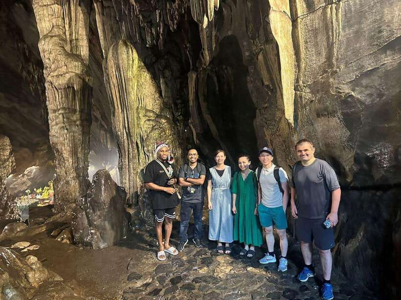 From Hanoi: Full-Day Perfume Pagoda Group Tour with Lunch - Thien Tru Pagoda and the meaning of the complex