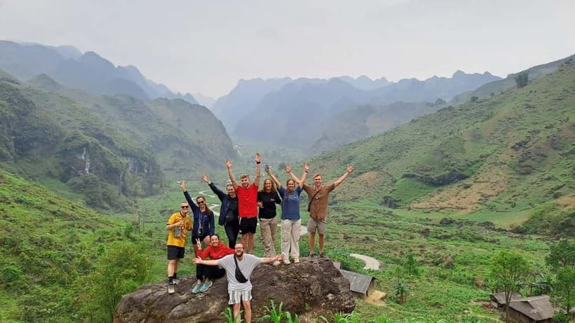 From Hanoi: Ha Giang Loop Motorbike Tours 3-Days 2-Nights - Day 2: Ma Pi Leng Pass and the Nho Que River