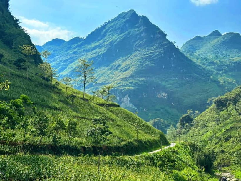 From Hanoi: Ha Giang Loop Motorbike Tours 3-Days 2-Nights - Day 3: Du Gia Waterfall and the road back
