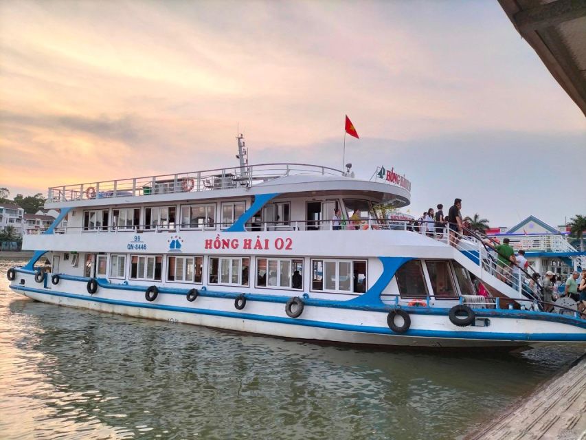 From Hanoi: Halong Bay Day Trip w/ Cave, Island & Kayak - Sunset snacks and the ride back to Tuan Chau