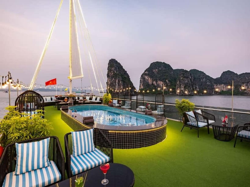 From Hanoi: Halong bay Luxury tour on 5 star cruise - What this $43 Halong Bay cruise actually offers