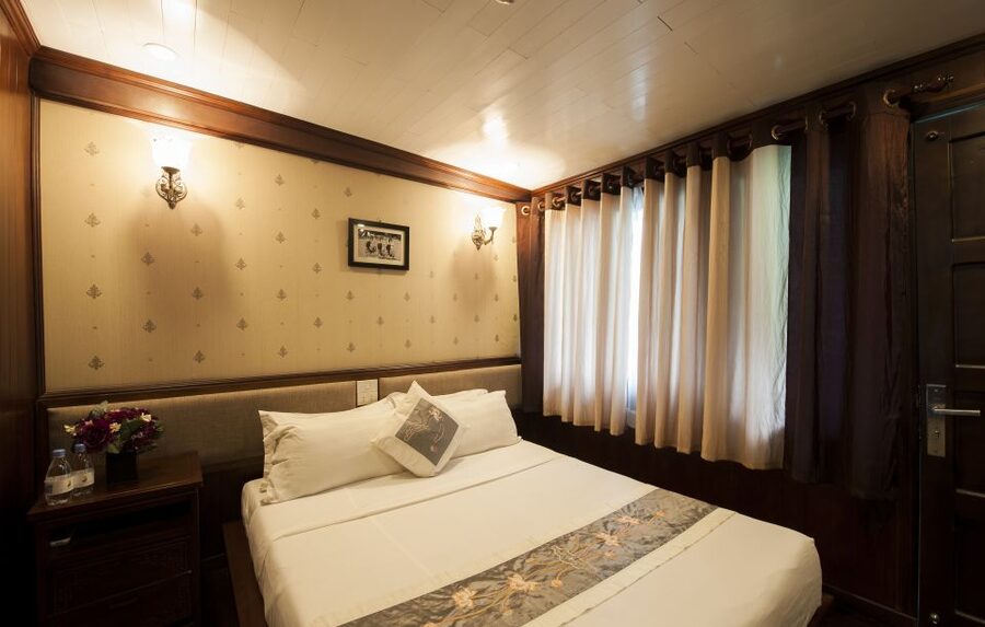 From Hanoi: Halong Explorer 3-Day Deluxe Cruise - The cabin and onboard routine