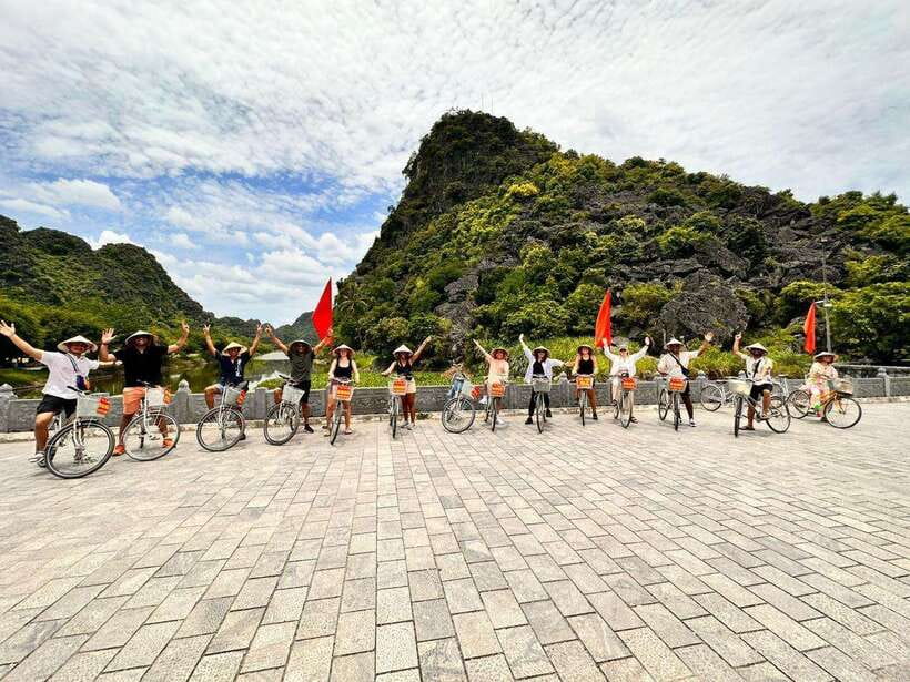 From Hanoi: Ninh Binh, Hoa Lu, Tam Coc, & Mua Cave Day-Trip - Key points to know before you book