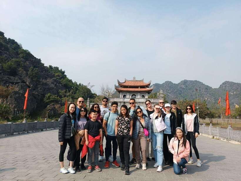From Hanoi: Ninh Binh, Hoa Lu, Tam Coc, & Mua Cave Day-Trip - Hoa Lu and Vietnam’s early royal capitals