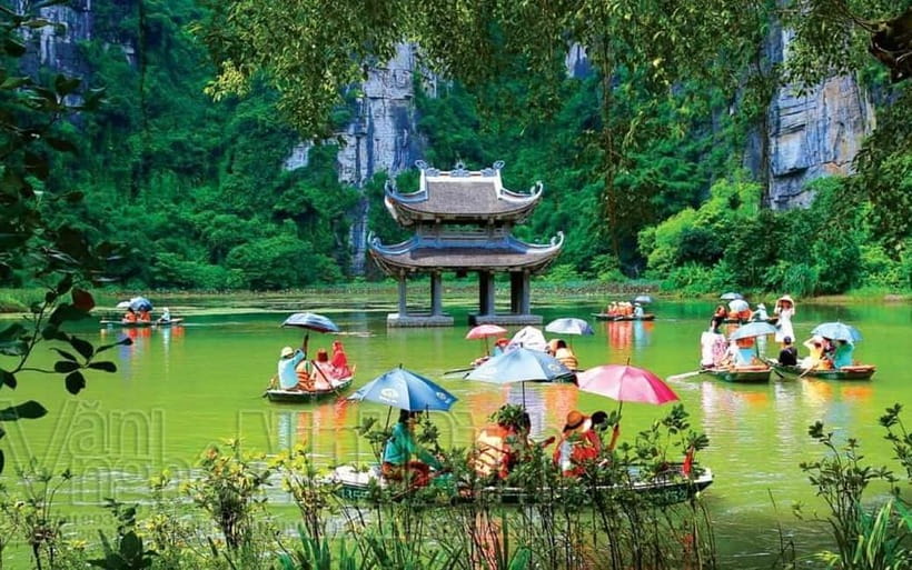 From Hanoi/NinhBinh: HoaLu-Bai Din- TrangAn- MuaCave-BichDon - What the $27 price really buys you