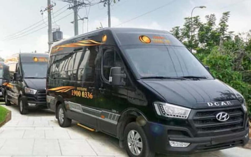 From Hanoi/NinhBinh: HoaLu-Bai Din- TrangAn- MuaCave-BichDon - Transport, group size, and the rhythm of the day