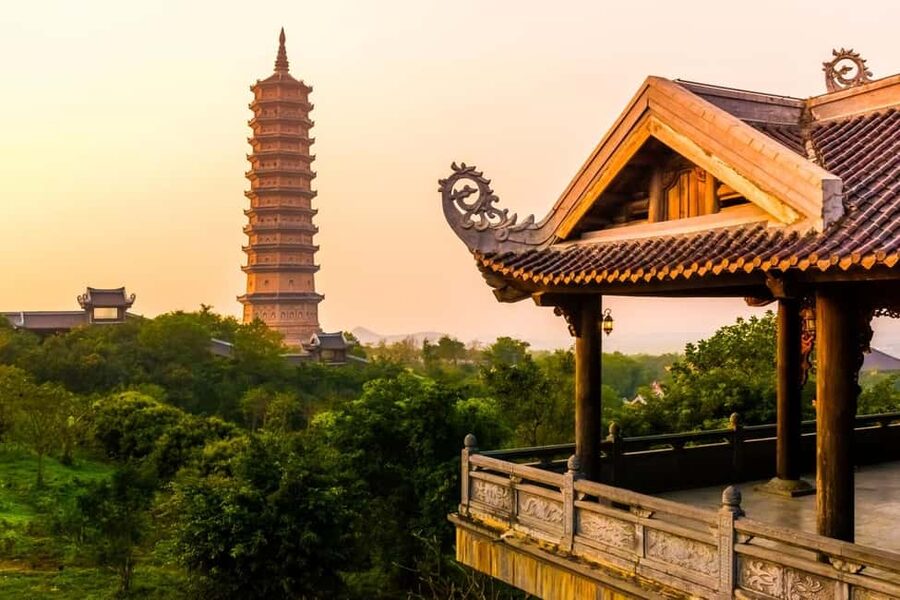 From Hanoi: Trang An Eco-tourism -Bai Dinh pagoda & Mua Cave - Leaving Hanoi early for Ninh Binh
