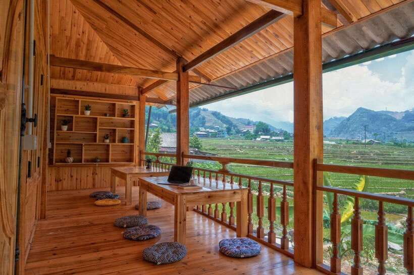 From Hanoi: Trek and Stay: 3-Day Sapa Highlands Adventure - Local guides are the best part of the experience