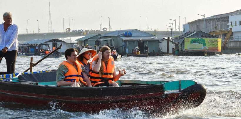 From HCM: Mekong Delta Can Tho Floating Market 2-Day Tour - Noodle making and a more local city market