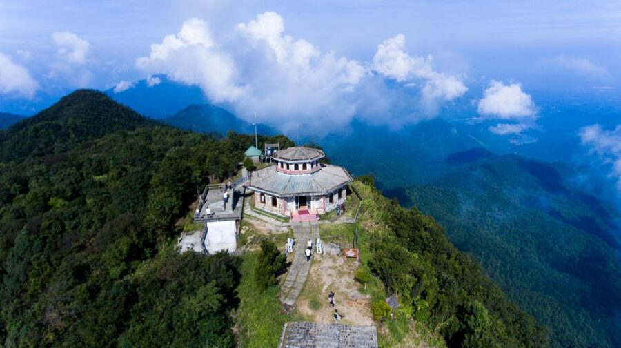 From Hue/Da Nang/Hoi An: Bach Ma National Park Trekking Tour - Reaching Hai Vong Dai Peak