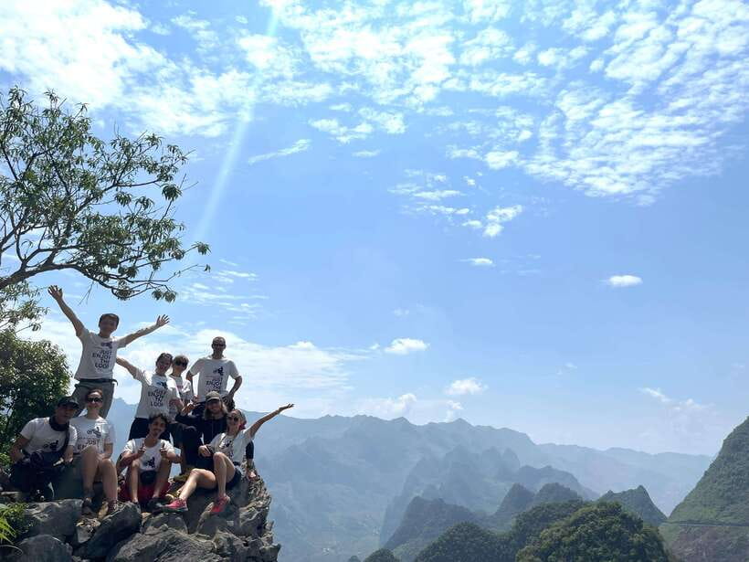 From Sapa: 2 Day Ha Giang Loop Motorbike Tour With Rider - Day two: Ma Pi Leng Pass and Tu San Canyon