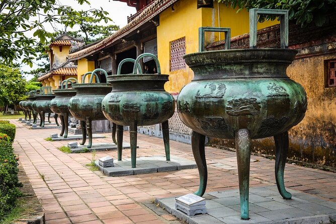 Full-Day Hue Imperial City with/without Hai Van Mountain Pass - Hai Van Pass or Hai Van Tunnel