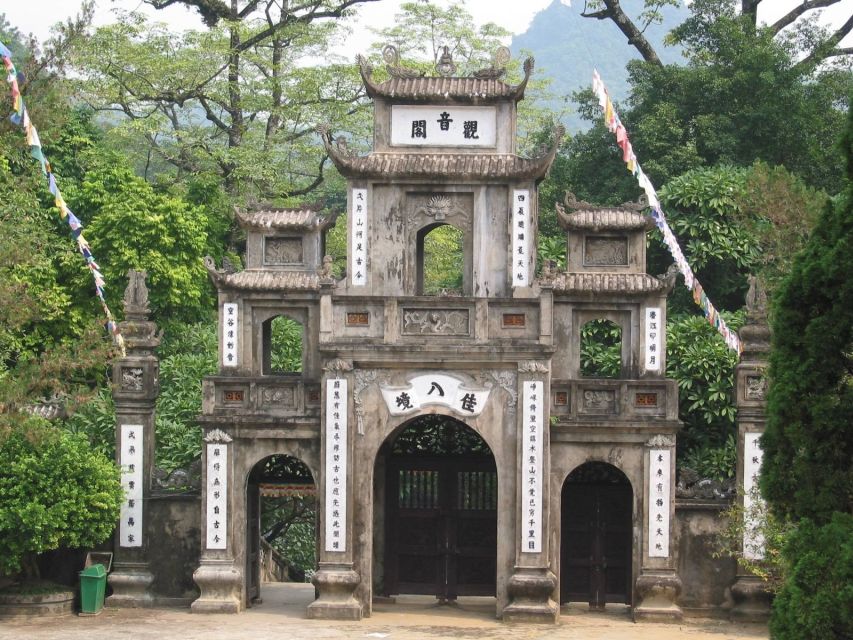 Full-Day Perfume Pagoda Private or Small-Group Tour - Thien Tru and the first temple visits