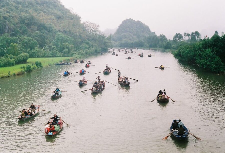 Full-Day Perfume Pagoda Private or Small-Group Tour - The two-hour drive from Hanoi Old Quarter