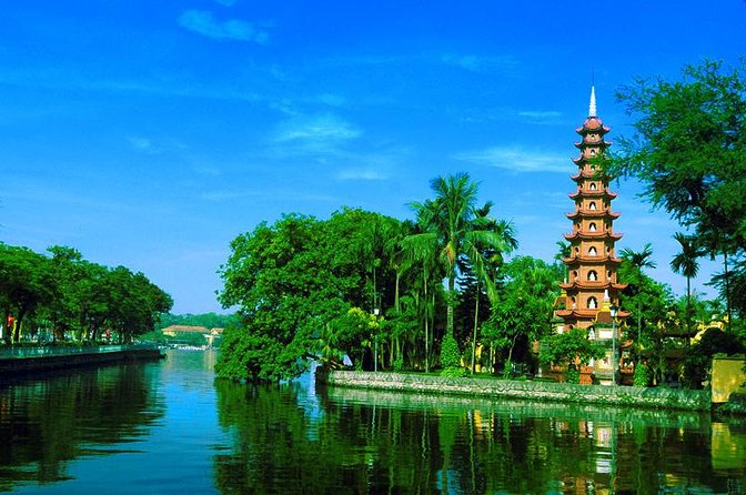 Full-day Private Hanoi Sightseeing Tailored on request - Ho Chi Minh’s stilt house and One Pillar Pagoda