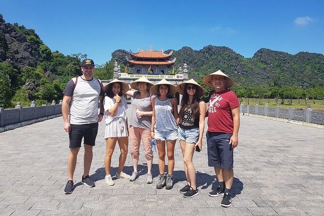 Full-Day Tour Hoa Lu, Tam Coc Boat Trip and Mua Cave - Why this makes a good Hanoi day trip