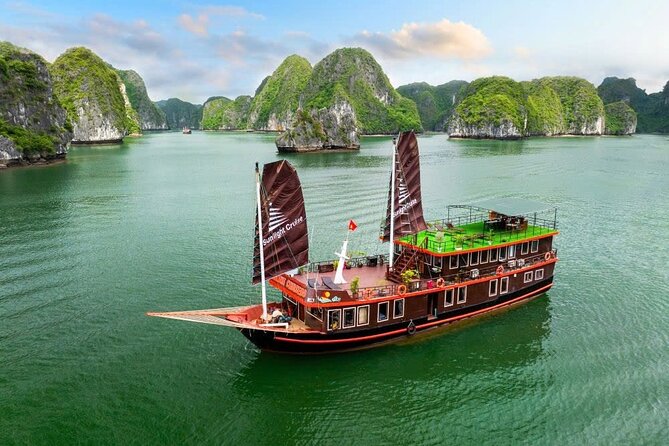 Full Day Trip to Lan Ha Bay with Kayaking in less tourist Areas - Cruising through Cat Ba’s karst islands