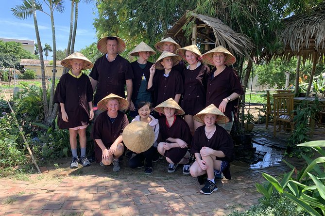Full Experience Tour: Cooking Class & Basket Boat at Eco-Village - Eating at Tra Que Water Wheel restaurant