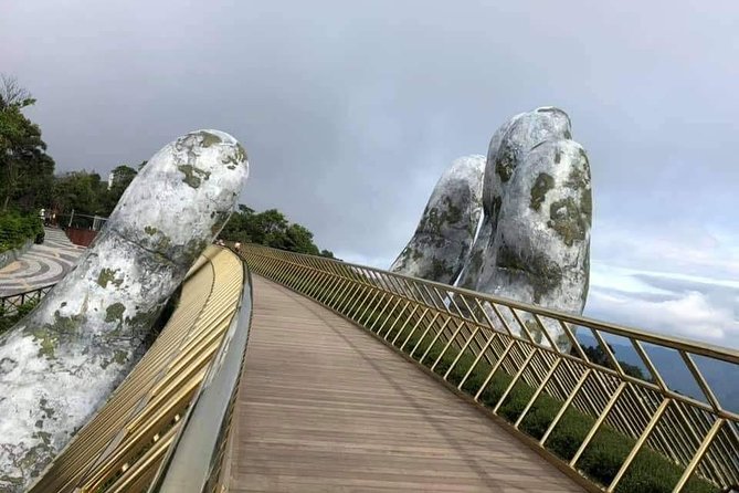 Guided Private Ba Na Hills/Golden Hands Bridge, Marble Mountains - Lunch and the value of a private vehicle