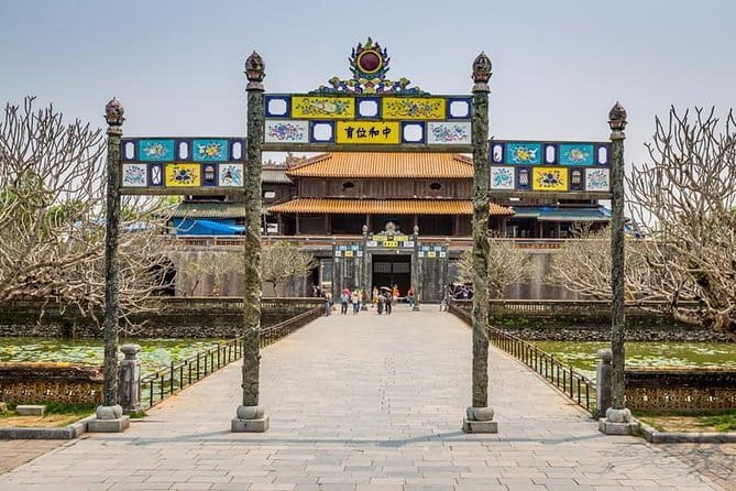 Guided Private My Son Sanctuary from Hoi An or Da Nang - What the private format really adds