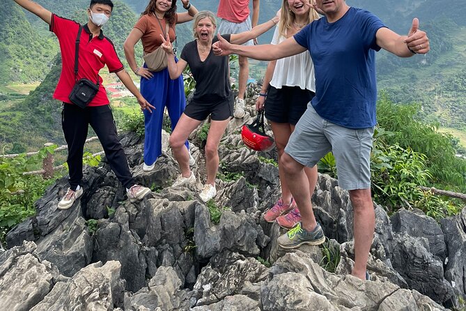 Ha Giang Loop 3 Days 2 Nights with Ha Giang Vision Tour - Day 2: The Hmong King Palace and Vietnam’s northern border