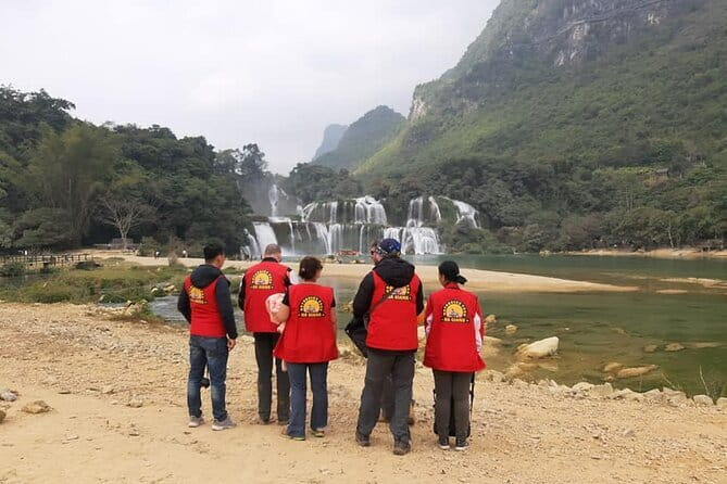 Ha Giang Loop - 6 Days Ride in Ban Gioc Waterfall and Ba Be Lake - Day two: Ma Pi Leng Pass and Bao Lac