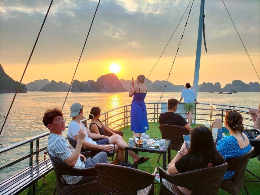 Ha Long: Afternoon Cruise with Lunch, Kayaking, and Swimming - What this Ha Long Bay afternoon cruise is really like