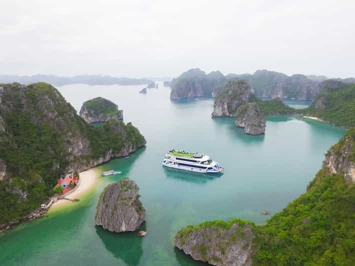 Ha Long Bay 8 hours daily tour on LA CASTA DAILY CRUISE - What makes this Ha Long Bay day cruise worth considering