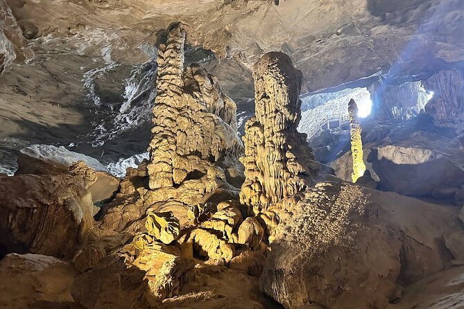 Ha Long Bay Cruise Day Tour - Cave, Kayaking, Swimming & Lunch - Hang Luon by kayak or bamboo boat