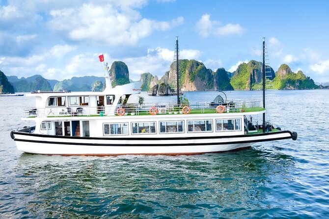 Ha Long Bay Day Cruise From Ha Noi - How the group size changes the experience