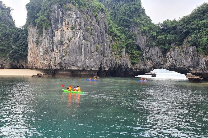 Ha noi: 3D- Halong, Lan ha bay classic cruise, Ninh Binh full day - Why this Hanoi combination works