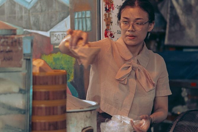 Ha Noi Walking Food Tour, Non Vegetarian,Vegan, vegetarian Option - Hoan Kiem Walking Street and the Night Market