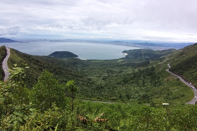 HAI VAN PASS MOTORBIKE TOUR - Top Gear Experience - Suoi Mo Waterfall for a natural swim