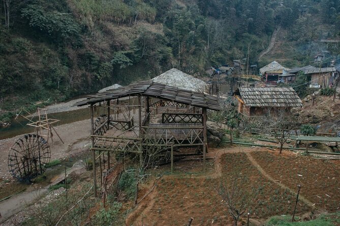 Half Day Cat Cat Village Tour Guided from Sapa - Down to the waterfall and hydraulic power station