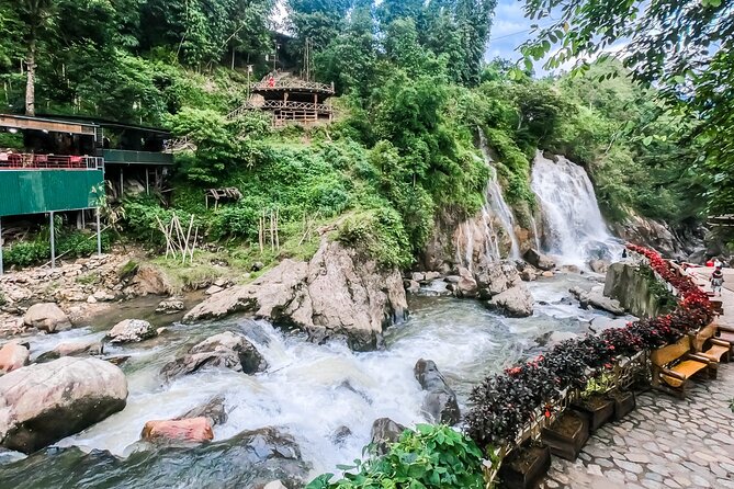 Half Day Cat Cat Village Tour Guided from Sapa - The uphill finish and return to Sapa