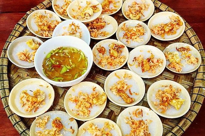 Half-Day Guided Street Food Walking Tour at Hue - Walking, pickup, and group size