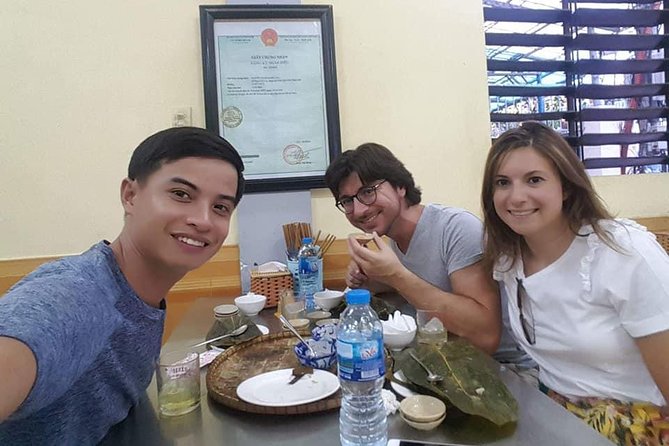 Half-Day Guided Street Food Walking Tour at Hue - Stop one: three small cakes at Original Hàng Me