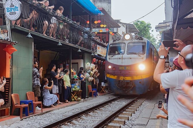 Half-Day Hanoi Highlights and Train Street Experience - St. Joseph’s Cathedral in the Old Quarter