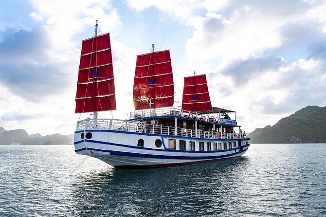 Halong Amazing Sail Luxury 1 Day Small Group Tour 7-Hour Cruising - Sailing from Bai Tu Long toward Halong Bay