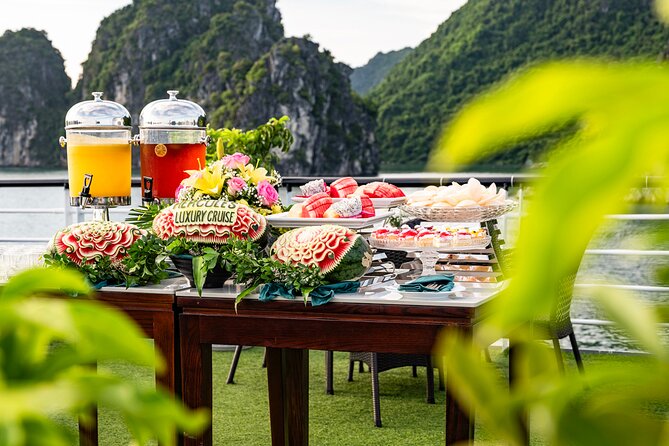 Halong bay 5star Cruise Day Trip: Buffet lunch & Limousine bus - The real value of a one-day Halong Bay cruise