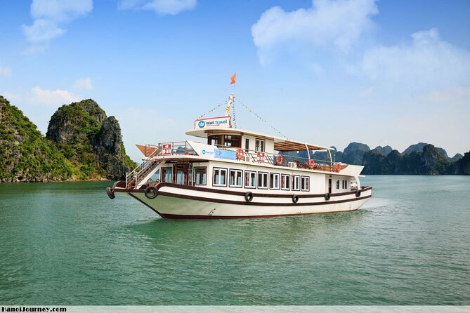 Halong Bay Cruise Luxury Full Day Tours - The guides can shape the entire day