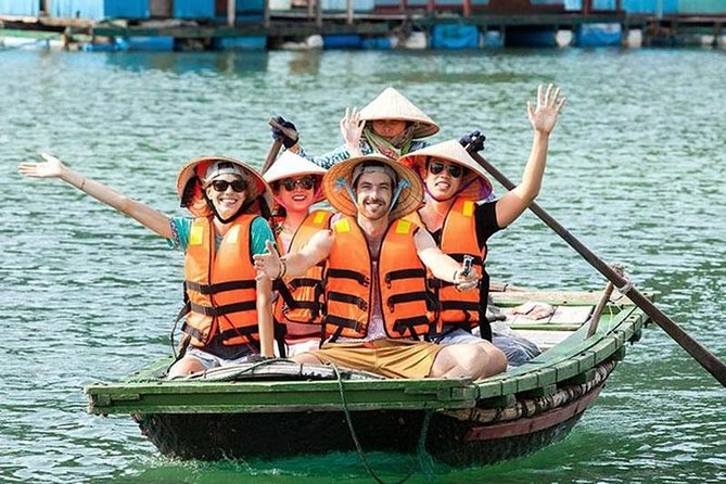 Halong Bay Full-Day with 6 Hour Cruise Kayaking, Swimming, Lunch - The large-group tradeoff
