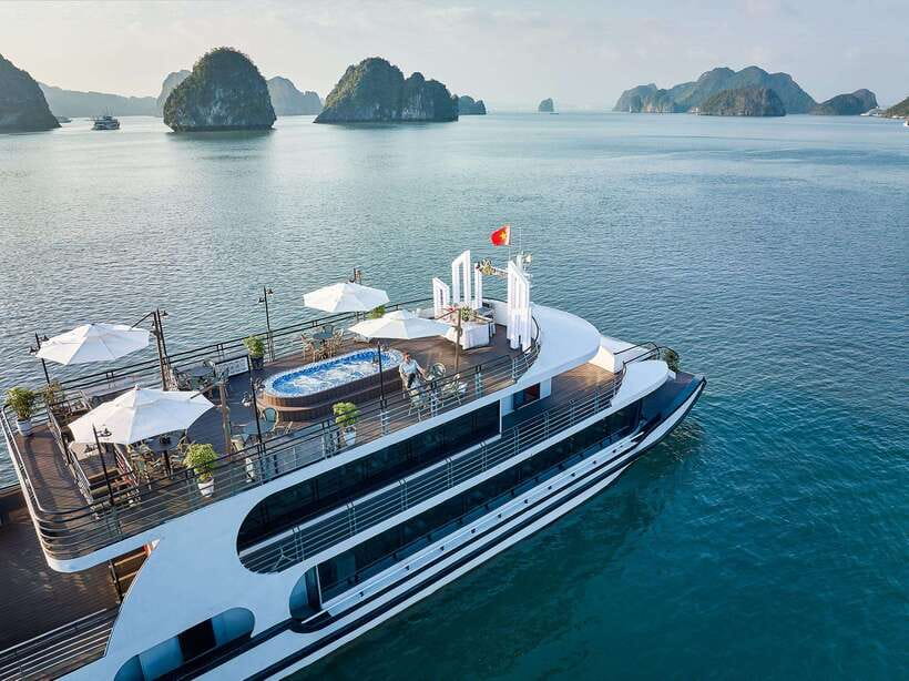 Halong Bay: Luxury Day Cruise with Buffet, Kayak, Swim - Surprising Cave and its crowded first chamber