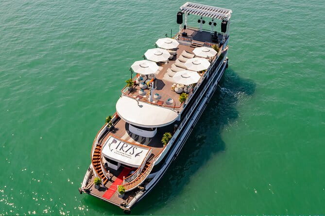 HALONG BAY LUXURY IRIS CRUISE DAY TRIP-BEST SELLER: Kayak, Music - Key details that shape the day