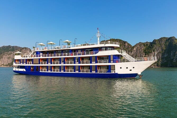HALONG BAY LUXURY IRIS CRUISE DAY TRIP-BEST SELLER: Kayak, Music - Live music, Jacuzzi time, and the sunset return