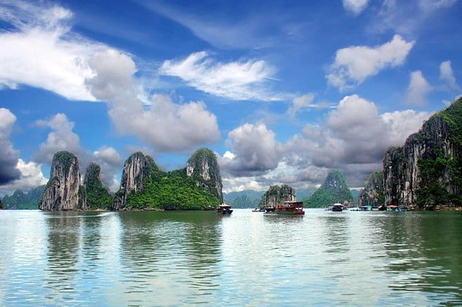 Halong Bay Shore Excursion: Full Day Cruise Tour from Cruise Port - Why this seven-hour cruise works well for port days