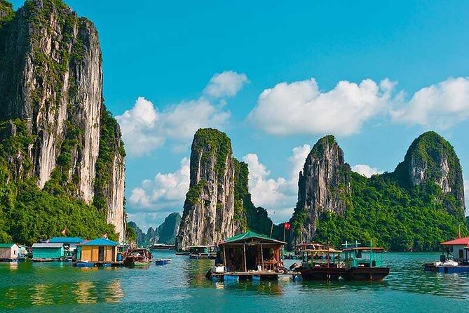 Halong Diamond Crusie- The most luxury daily Crusie in Halong Bay - Luon Cave and the included kayaking