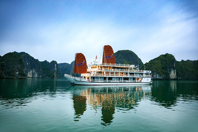HaLong, LanHa bay 2days and 1 nite Kayak on Vega Legend Cruise. - Quick points about the Vega Legend experience