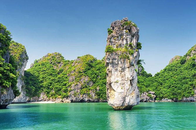 Halong Luxury Cruise Full Day Tour from Hanoi: All Inclusive - Sung Sot Cave, a great sight with plenty of steps